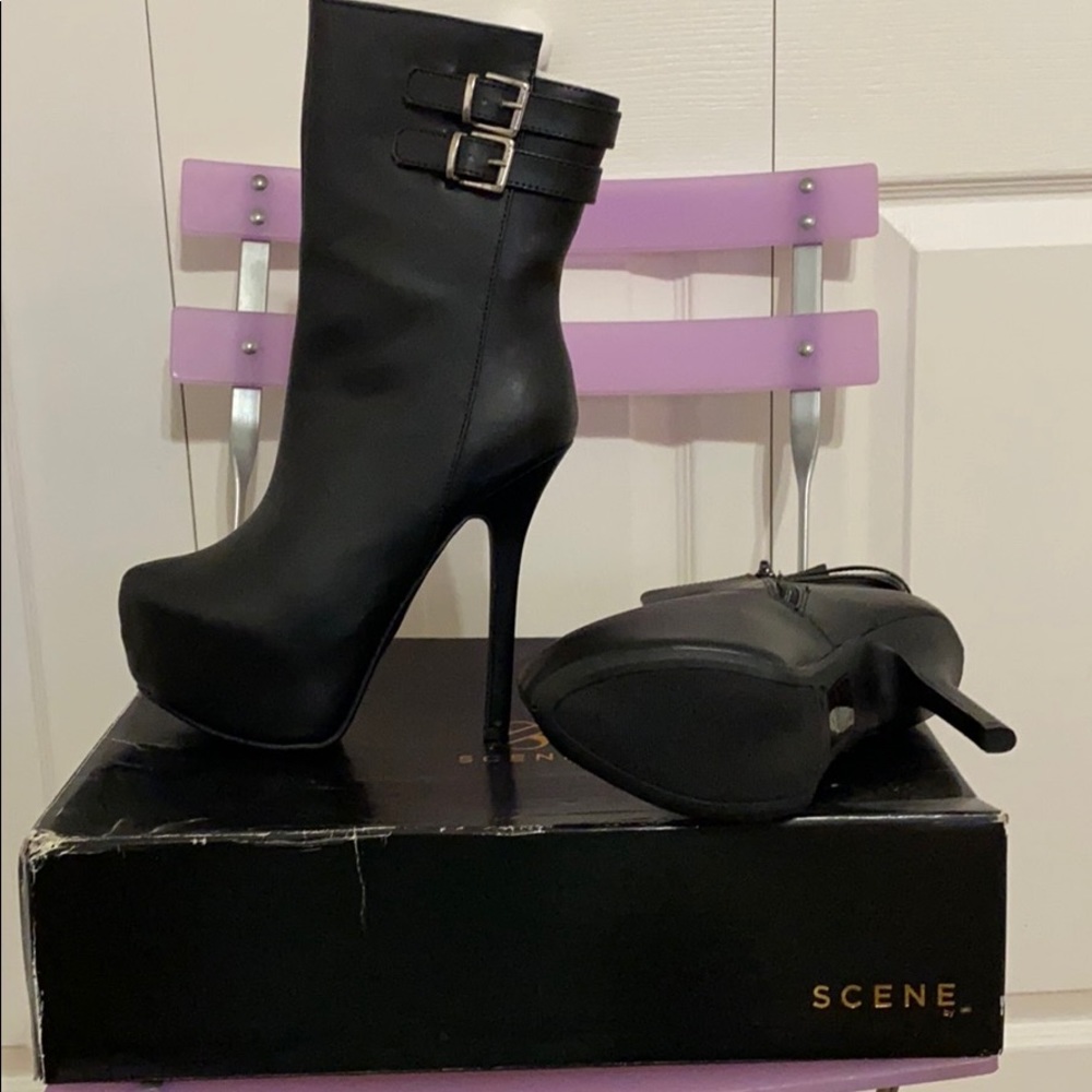 Never worn Just Fab Tezra Boots
